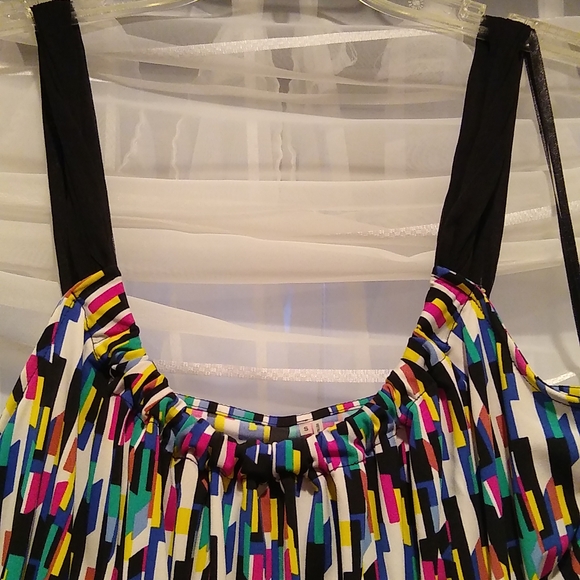 Tahari multicolored empire stretch top, s, nwt - Picture 3 of 7